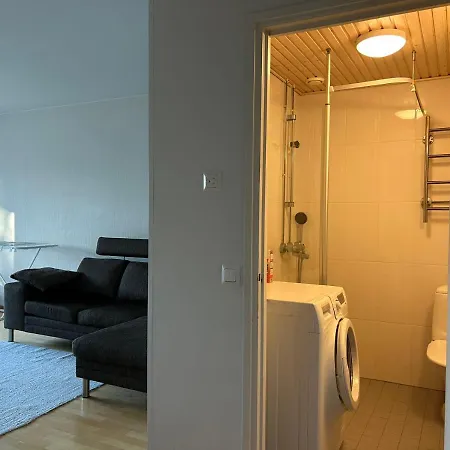 An Entire Flat 60m2 With A Balcony In Itakeskus Of דירה הלסינקי
