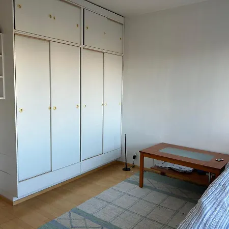 An Entire Flat 60m2 With A Balcony In Itakeskus Of דירה